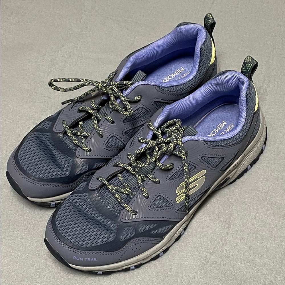 Skechers Women's Hillcrest - Vast Adventure Trail Running Shoe Size 9 Walking